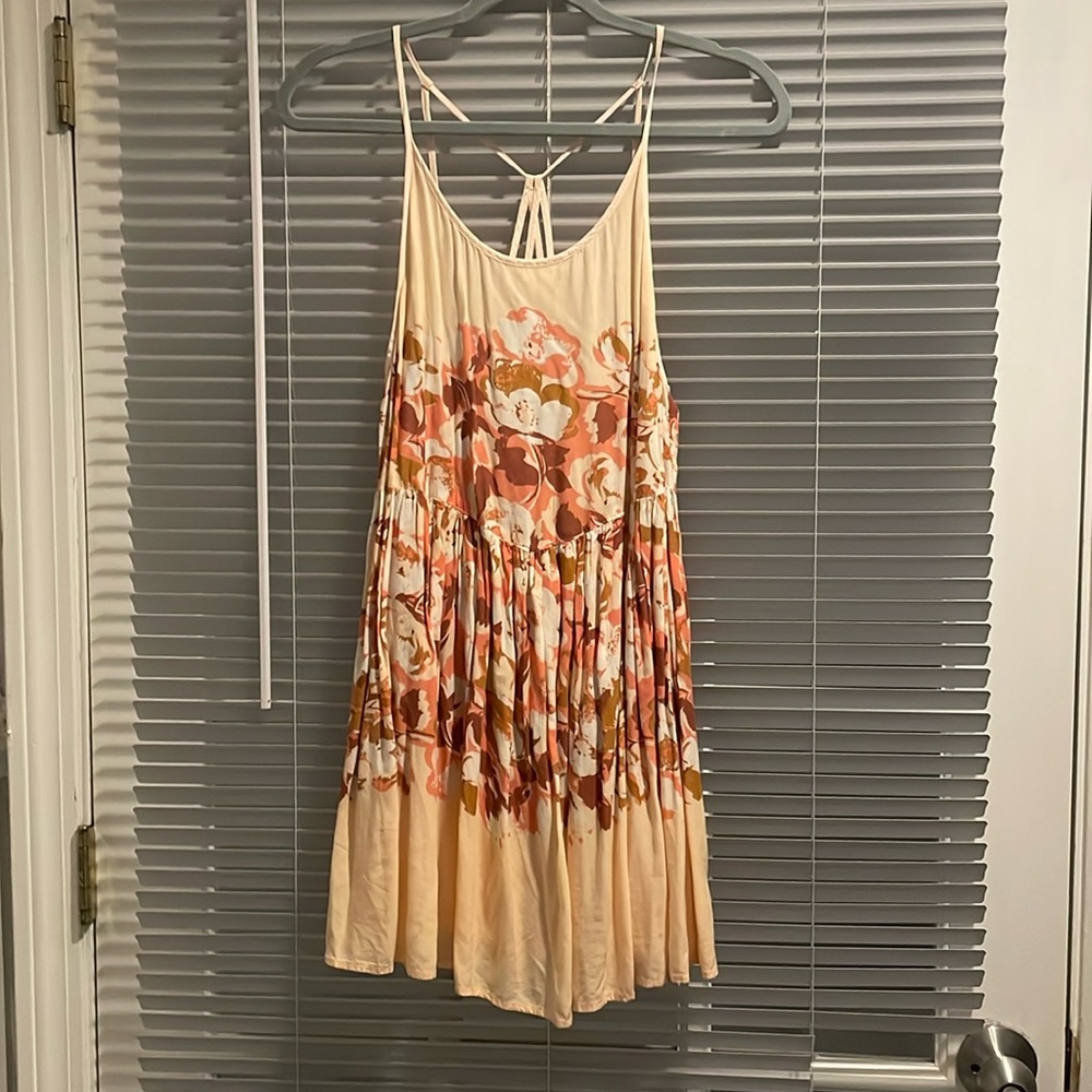 Short sundress. Flowy and floral